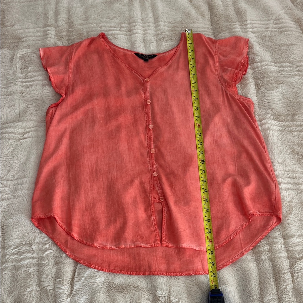 Peach blouse - Picture 2 of 10
